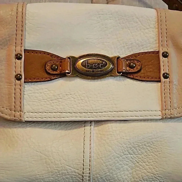 B.O.C. Born Concepts Cream and Brown Leather shoulder bag. - Picture 5 of 7